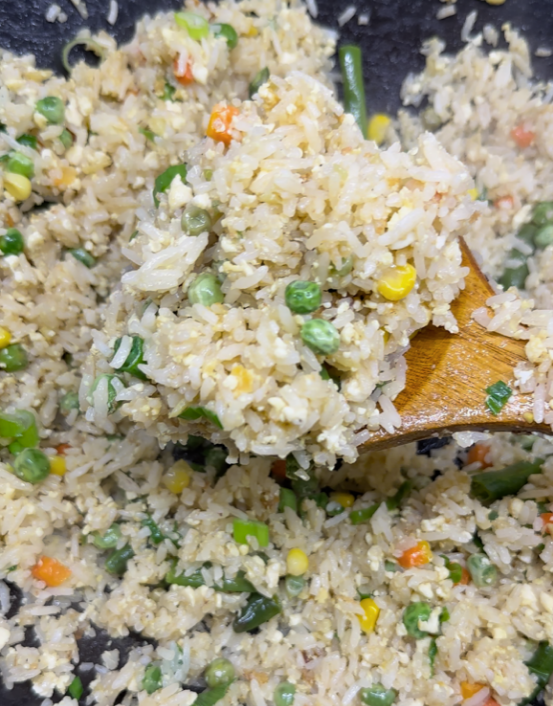 Vegan Egg Fried Rice - Easy and Authentic! ($5 per recipe)